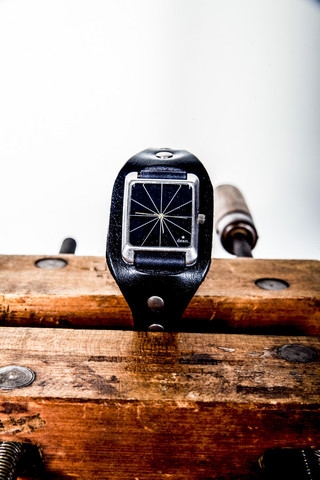 MW01 THE FIELD WATCH