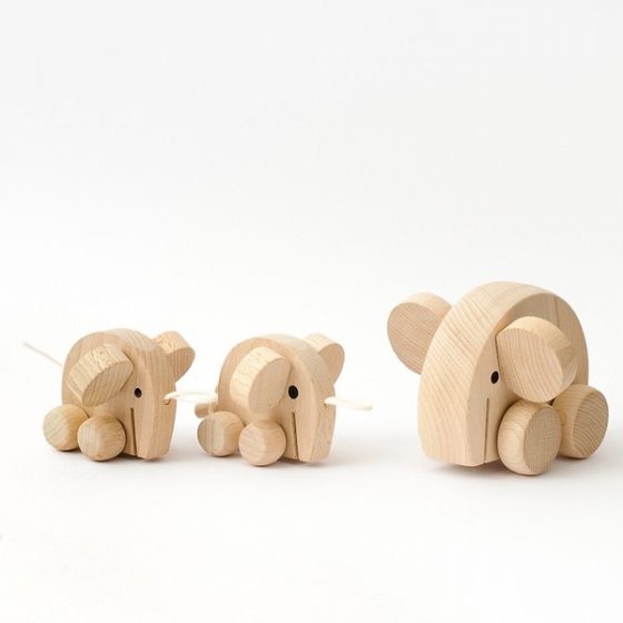 Pull Along Elephants                         – sarah & bendrix