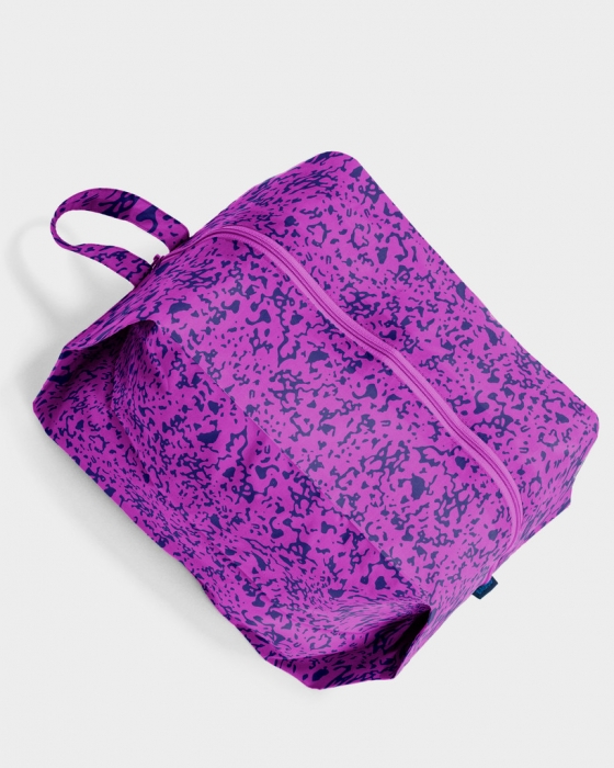 Large 3D Zip Pink Static