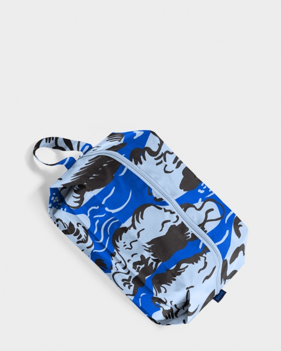 Large 3D Zip Cloud