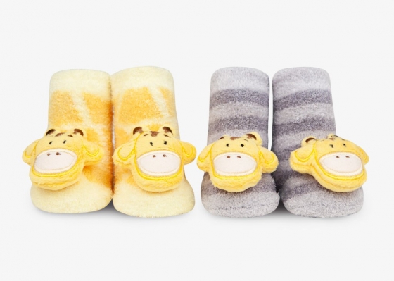 Giraffe Rattle Socks