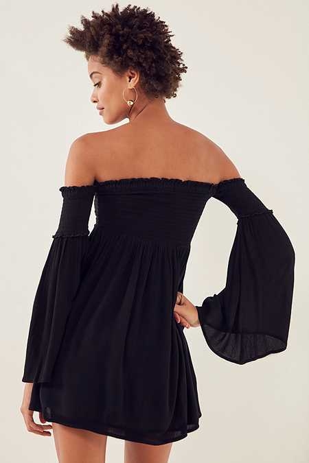 Ecote Elora Off-the-shoulder Smocked Dress